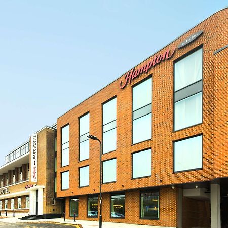 Hotel Hampton By Hilton London Park Royal Exterior foto