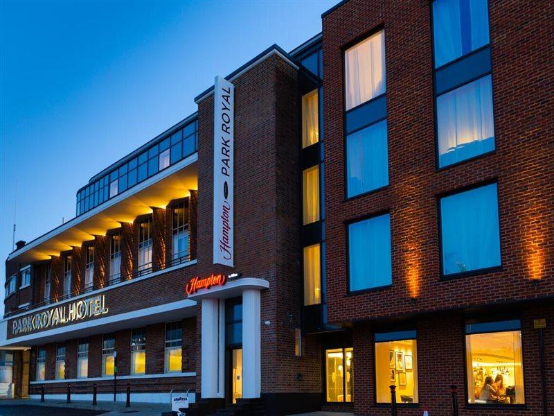 Hotel Hampton By Hilton London Park Royal Exterior foto