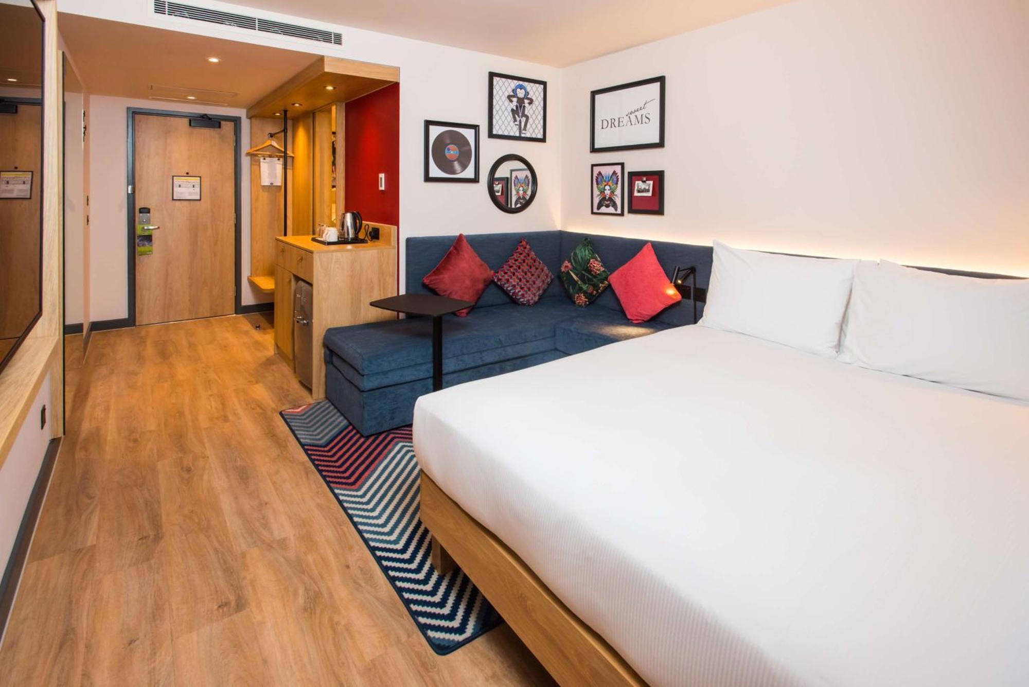 Hotel Hampton By Hilton London Park Royal Exterior foto