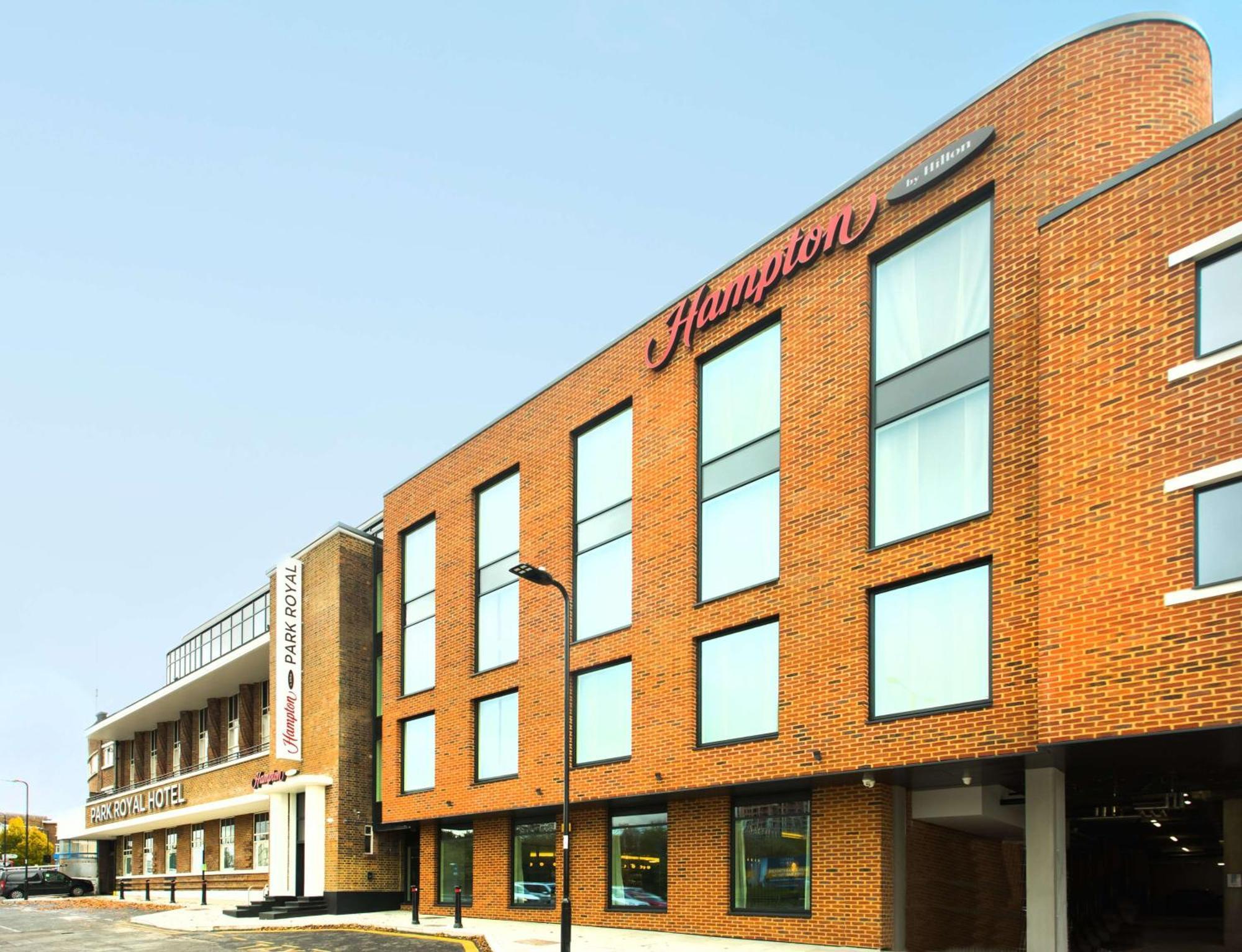 Hotel Hampton By Hilton London Park Royal Exterior foto